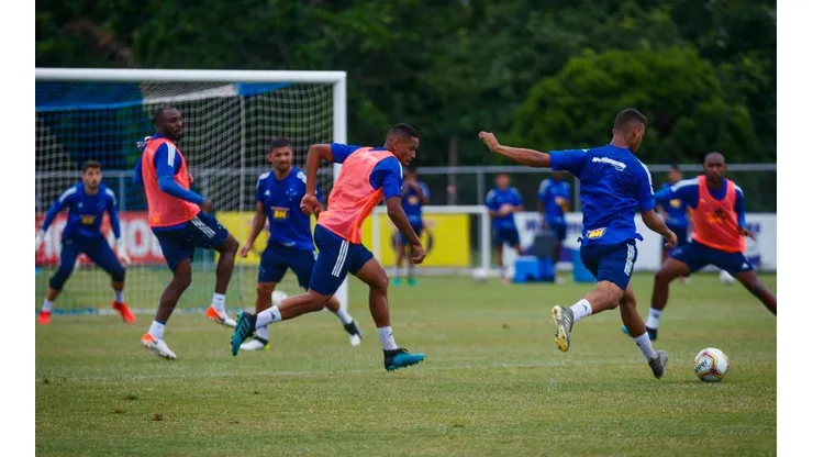 Cruzeiro é surpreendido com defensor deixando o elenco