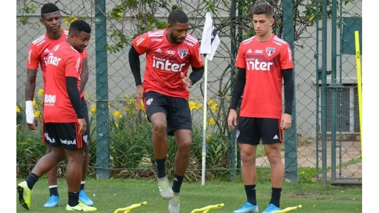São Paulo inscreve 23 jogadores para Paulistão