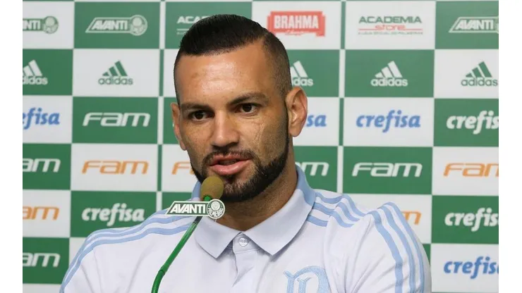 Weverton fala sobre as negociações por Rony, do Athletico-PR