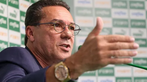 Luxemburgo analisa atuação de meia destaque da partida contra Ituano