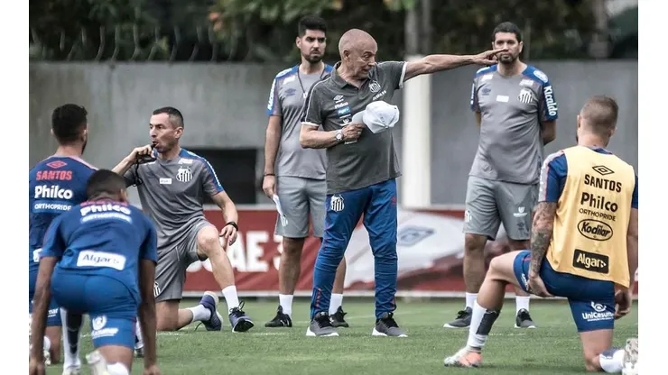José Carlos Peres elogia trabalho do novo comandante do Santos