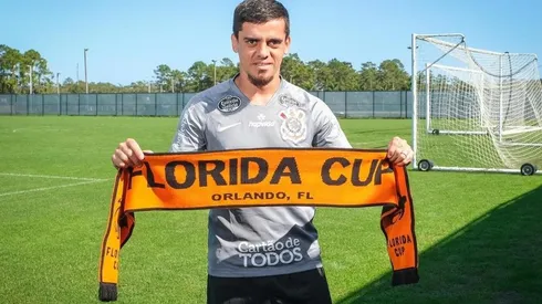 Fagner analisa pré-temporada do Corinthians e elogia Tiago Nunes