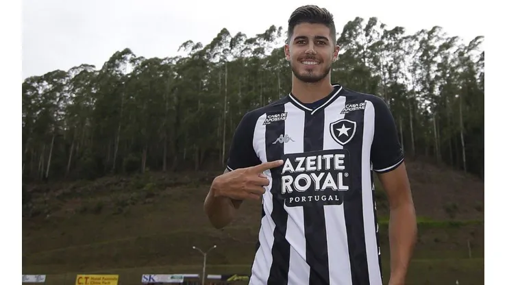 Pedro Raul revela quem o convenceu a escolher o Botafogo