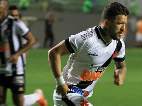 Bahia anuncia Rossi como quarto reforço