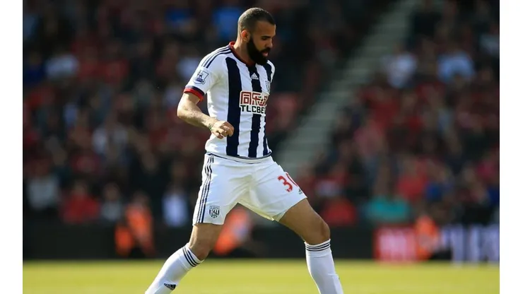 Goiás avança para contratação de volante Sandro