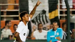 Diogo Vitor deve se reapresentar ao Santos nesta quarta