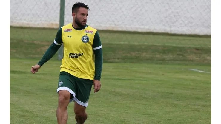 Lesões causam baixas no Coxa antes mesmo do início da temporada