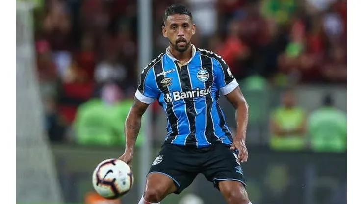 GaúchaZH traz "chapéu" do Grêmio sobre Santos e acerto com meia