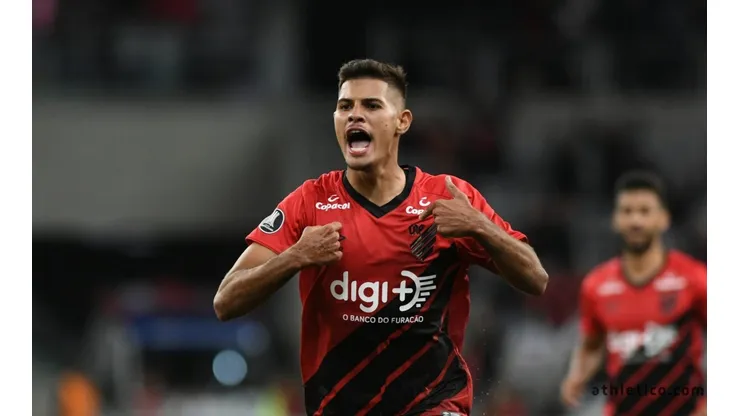 Bruno Guimarães: valorizado no mercado (Foto: Miguel Locatelli/Athletico-PR/Divulgação)