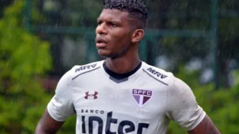 São Paulo define punição de Arboleda e sonda zagueiro do Portimonense