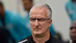 Athletico se aproxima de fechar com Dorival Júnior