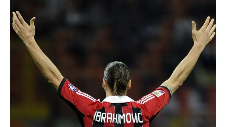 Ibra aguarda resolver últimos detalhes para voltar ao futebol italiano
