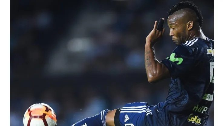 Bahia mostra interesse por artilheiro do Sport e mira Rafael Vaz para zaga