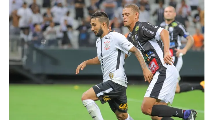 Corinthians perde "garçons", mas reduzem folha salarial