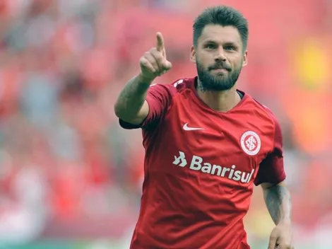 Ceará negocia com Rafael Sóbis