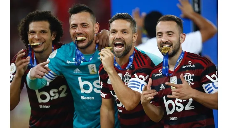 Diretoria do Flamengo prometeu que vai pagar premiações nesta semana