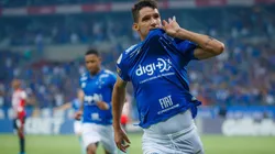 Thiago Neves processa Cruzeiro e “desculpa” agita torcida no Twitter