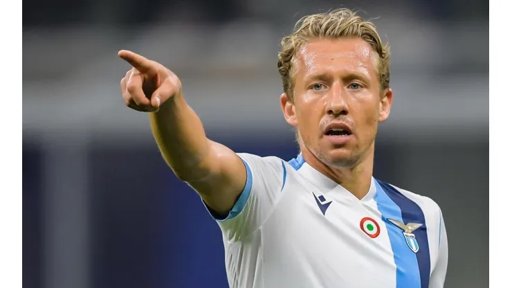 Lucas Leiva fala sobre eventual volta ao Grêmio e agita a web