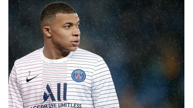 Jogador próximo a Mbappé crava acerto com o Real Madrid: "Vai assinar"