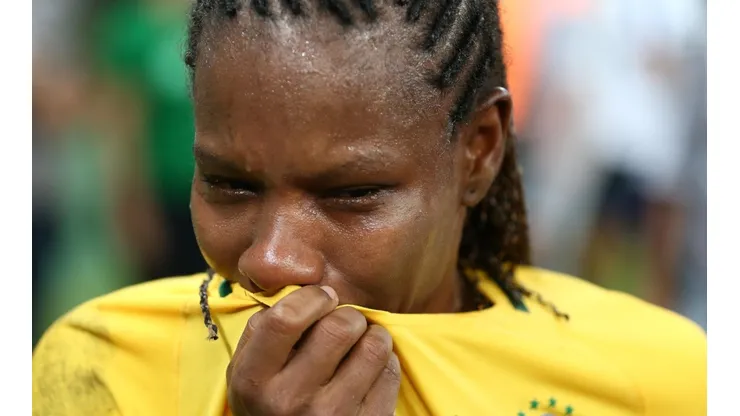 Mulheres enfrentaram proibição para jogar futebol