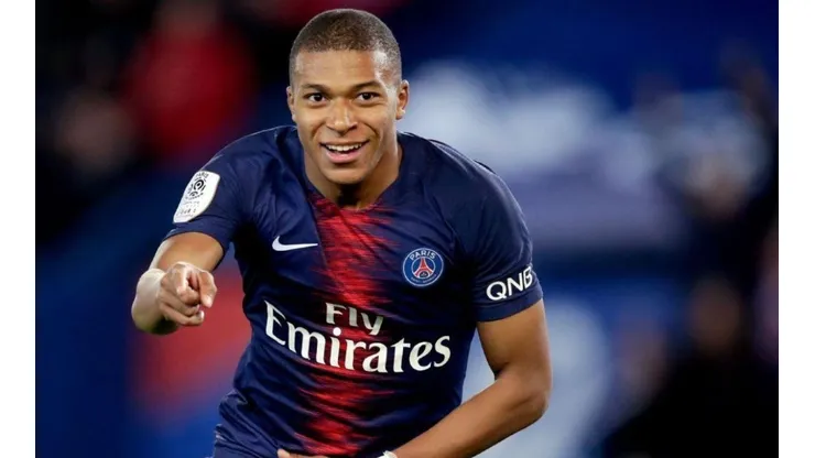 Aos 21 anos, Kylian Mbappé ultrapassa Messi e repete feito de Pelé