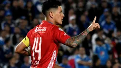 Santos tenta atravessar o Vasco para fechar com atacante