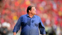 A pedido de Guto Ferreira, Sport trabalha nos bastidores e renova com alvo do Fortaleza