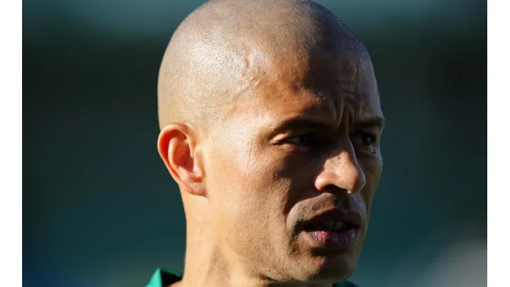 Alex rechaça possibilidade de ser auxiliar do Coritiba