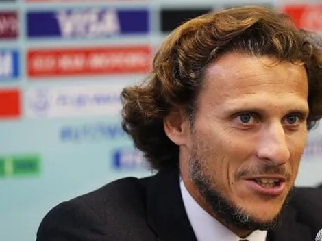 Penãrol surpreende e anuncia ídolo Diego Forlan como novo técnico para 2020