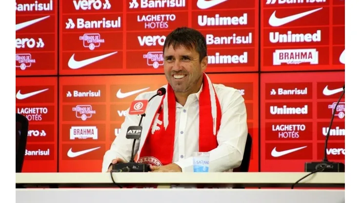 Coudet exalta torcida do Internacional