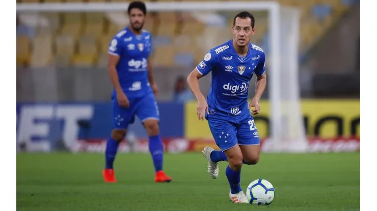 Rodriguinho definirá futuro no Cruzeiro