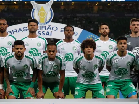Com desmanche na rebaixada Chapecoense, Fluminense mira destaque do clube catarinense
