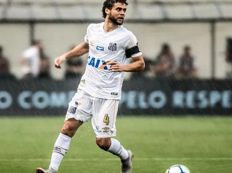 Grêmio traça estratégia para contratar Victor Ferraz e tem lateral do Cruzeiro na mira