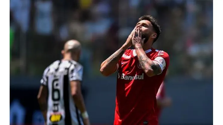 Rafael Sóbis diz que Internacional ainda não o procurou para renovar