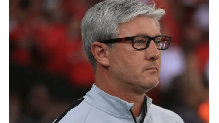 Após especulações, Fluminense anuncia Odair Hellmann para o lugar de Marcão