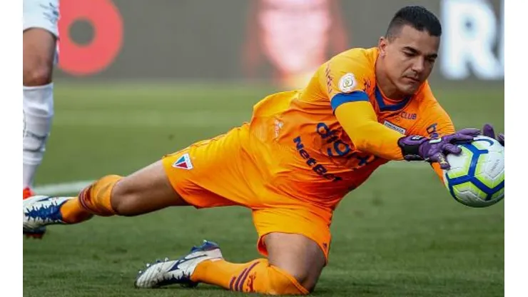 Ceará quer goleiro Felipe Alves, do rival Fortaleza