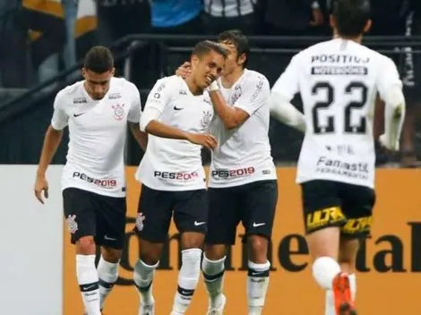 Coelho faz alerta sobre jovem revelação do Corinthians: "Tem que ser tratado como os outros"