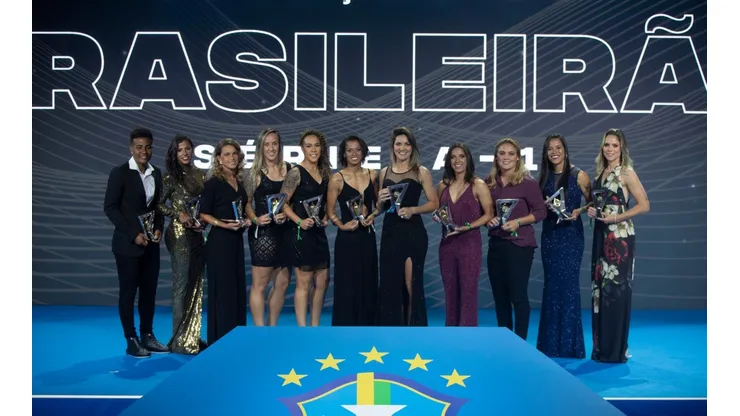 Corinthians domina seleção do Brasileirão Feminino