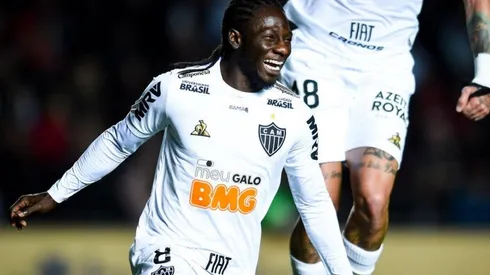 Atlético-MG faz jogo duro e pede volante ao Inter para negociar Chará