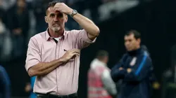 Cheio de desfalques importantes, Mancini bate cabeça para escalar Atlético-MG contra o Inter