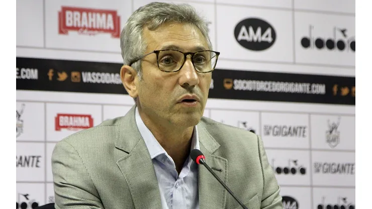 Campello dá cutucada no Cruzeiro à beira da Série B