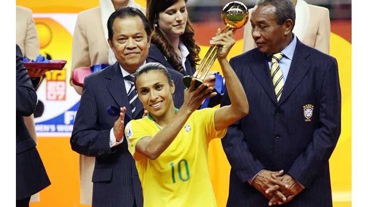 Seleção feminina tem mulheres que sabem representar a Amarelinha