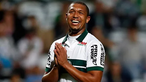 Rodrigão comemora artilharia no Coxa