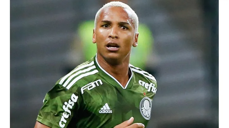 Deyverson desabafa nas redes sociais após suposto vídeo tirando sarro do Palmeiras
