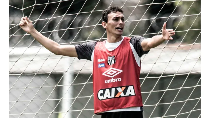 Diego Pituca chega a 100 jogos no Santos