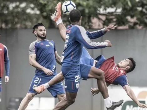 Jogador encostado no elenco do Santos é oferecido ao Grêmio e negócio depende da aprovação de Renato