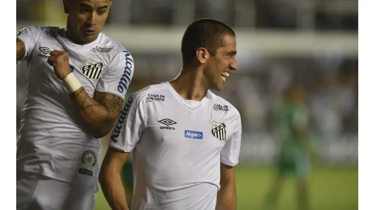 Evandro diz não ter segunda colocação garantida