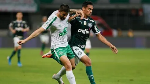 Empresário atualiza negociação e comenta interesse de Vasco em Everaldo, da Chapecoense