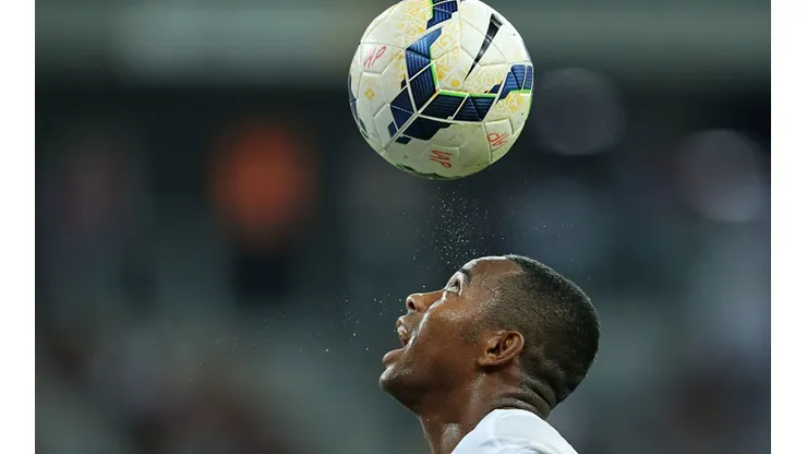 Atletico PR v Santos - Brasileirao Series A 2014