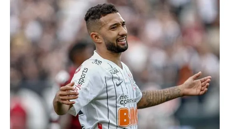 Clayson lamenta derrota para o Botafogo fora de casa e pede atenção ao Corinthians na reta final do Brasileiro